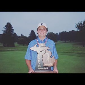 Meet your Posher, Zackary